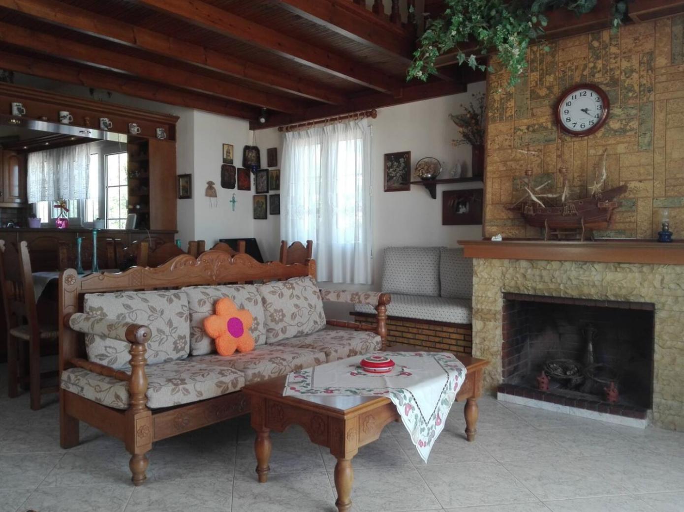 Pan Family House Apartment Фира Екстериор снимка