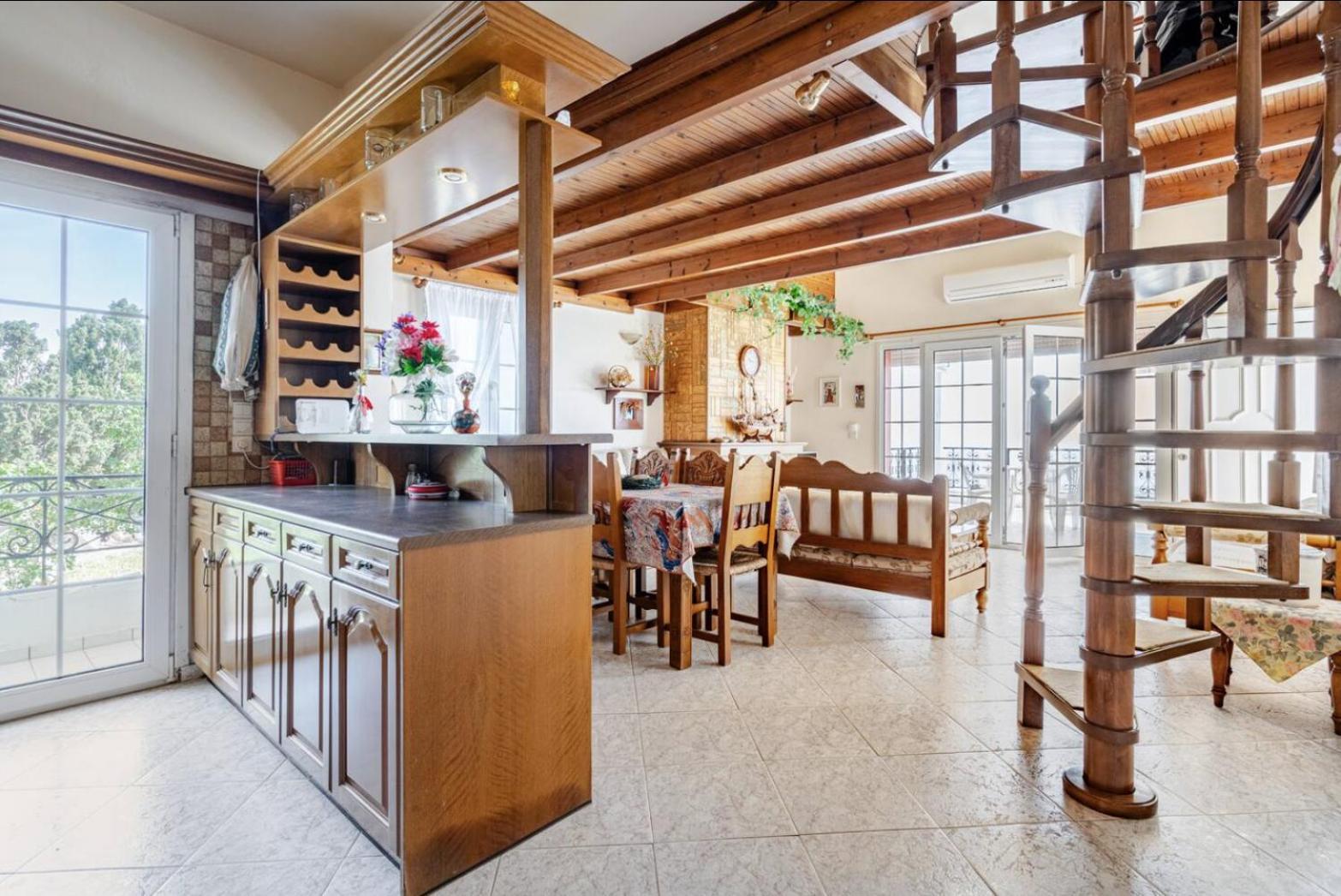 Pan Family House Apartment Фира Екстериор снимка