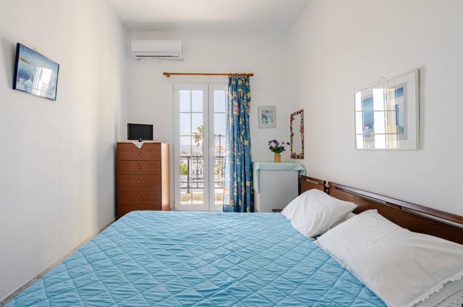 Pan Family House Apartment Фира Екстериор снимка